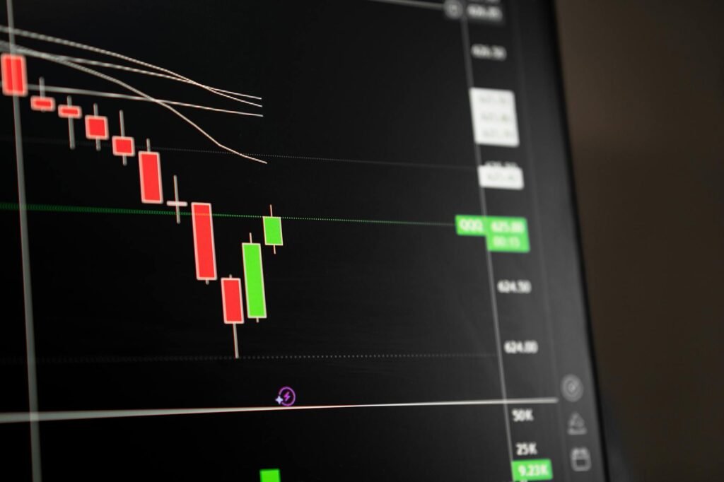 A financial market chart illustrating a liquidity squeeze with arrows indicating downward pressure.