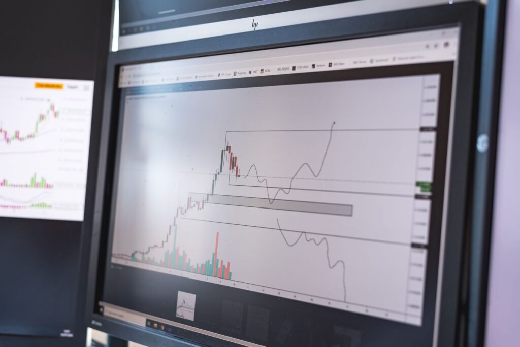 Traders on the CME Group trading floor observing market data