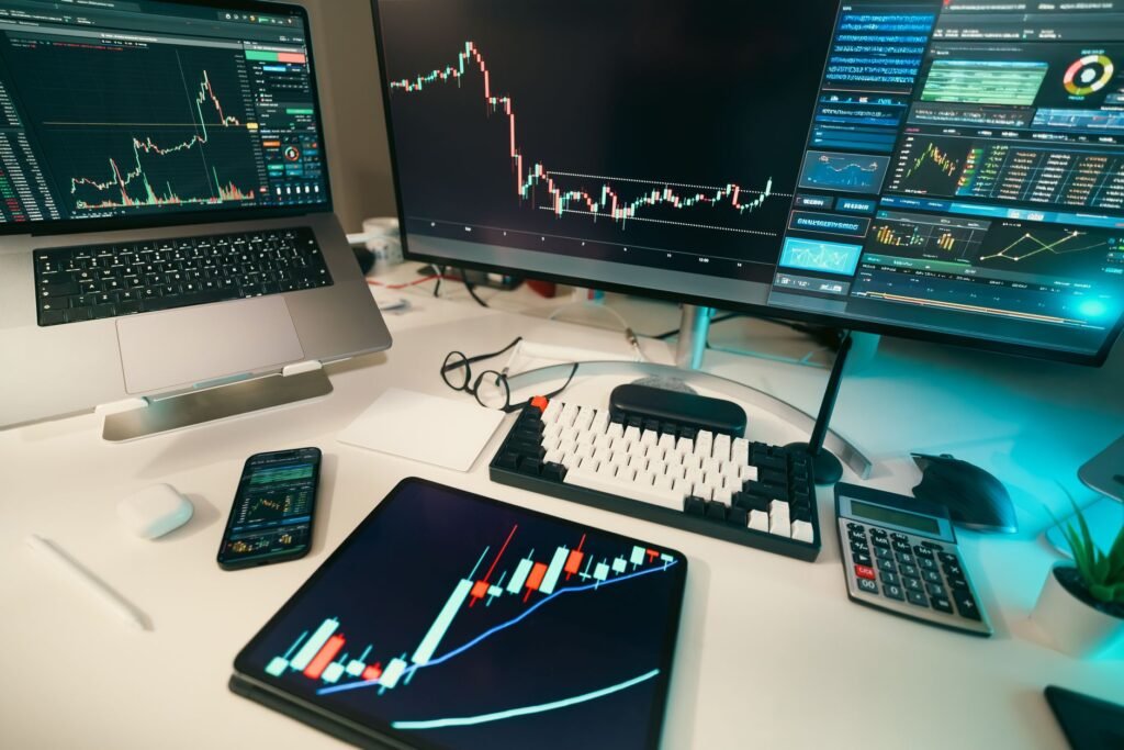 An AI trading agent interfaces with a digital blockchain network, symbolizing advancements in crypto trading and data management.
